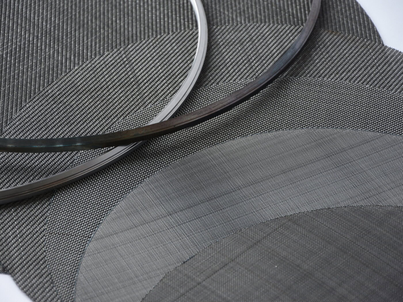 Catalyst screens